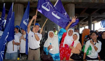Pendedahan Berani Mati Tun Mahathir Tentang 13 ‘Taktik Kotor’ Cubaan Najib Razak Untuk Menang PRU14