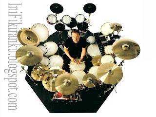 Neil Peart Dramer Terbaik di Dunia