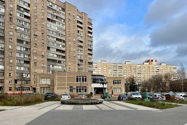 Рязанский проспект, дворы, жилой дом 2000 года постройки