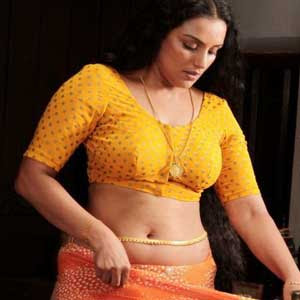 Swetha Menon hot pics