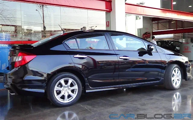 Honda Civic EXS 2013