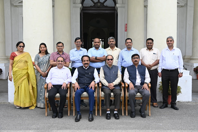 आईआईटी रुड़की ने भारत के अंतरिक्ष उद्योग के विकास में योगदान देने के लिए "अंतरिक्ष विज्ञान और प्रौद्योगिकी केंद्र" और                                             " इसरो-आईआईटीआर  अंतरिक्ष प्रौद्योगिकी सेल" का उद्घाटन किया