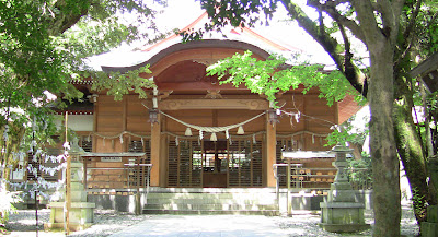 須須神社　社殿