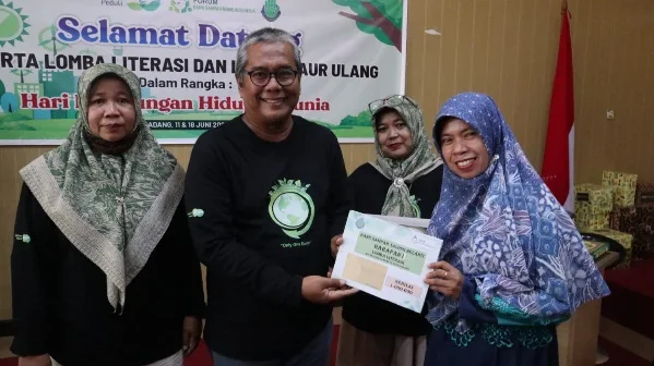 Ketum BS MSME Indonesia Tutup Lomba HLH Sedunia di Padang