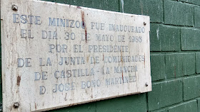 Imagen de la placa de inauguración del Zoo de Guadalajara