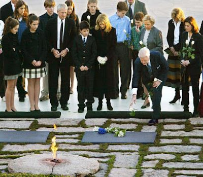 ted kennedy gravesite. Senator Edward Kennedy#39;s