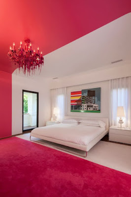 Quarto vermelho