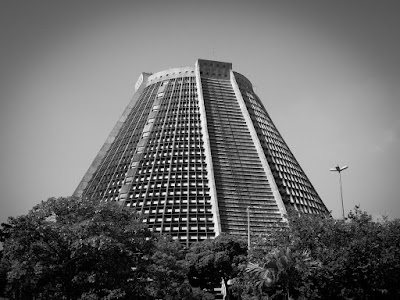 Catedral Metropolitana do Rio, by Guillermo Aldaya / PhotoConversa