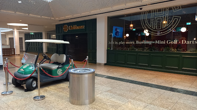 Mini Golf at Clubhouse Meadowhall in Sheffield