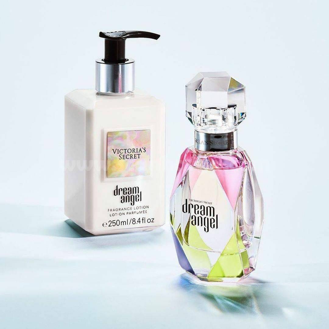 Promo Dream Angel Eau de Parfum by Victoria's Secret FREE Travel Mist + Beauty Bag*