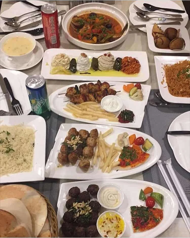 مطاعم خميس مشيط