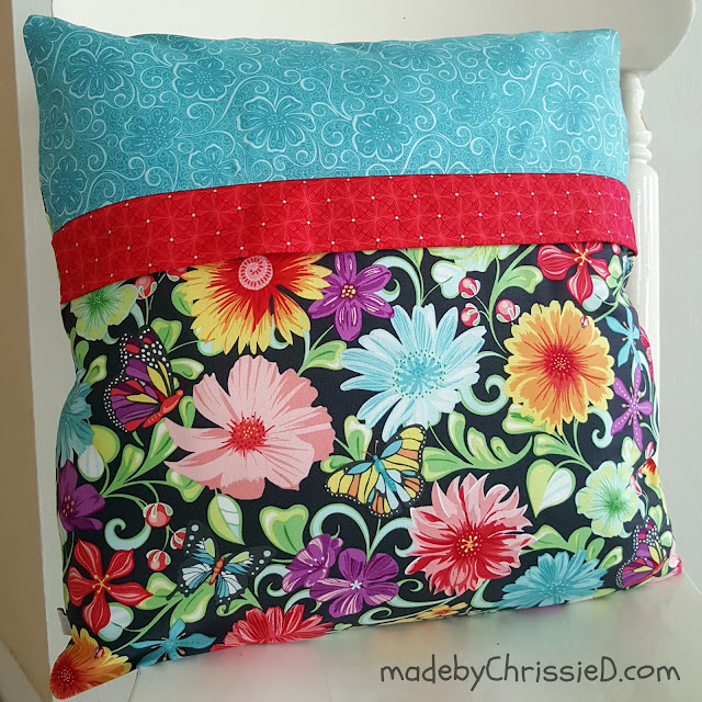 Meadow Dance Pillow Cushion Tute by www.madebyChrissieD.com