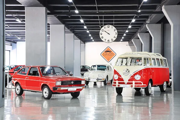 VW Gol 1980 - Kombi Corujinha