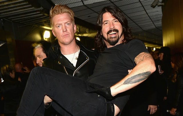 Foo Fighters e Queens Of The Stone Age virão juntos ao Brasil em 2018