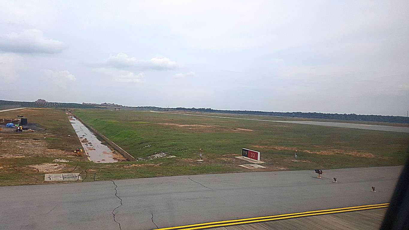 KLIA 2 Runway 33