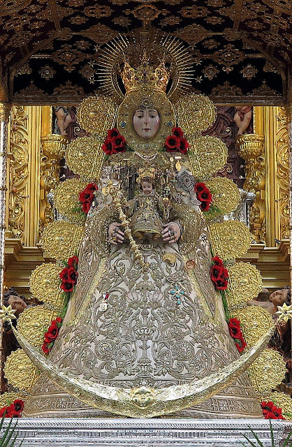 Virgen del Rocío en Almonte (Huelva).