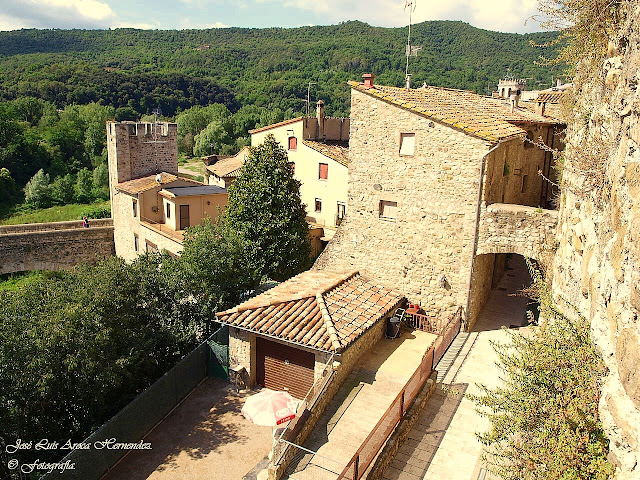 Besalú (Girona).