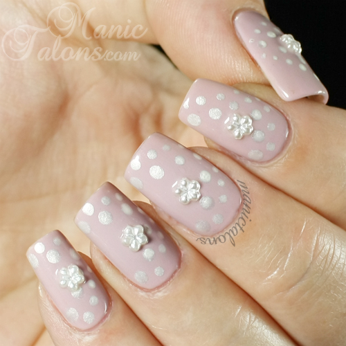 Sweet Dots and Flower Manicure with Born Pretty Store flowers
