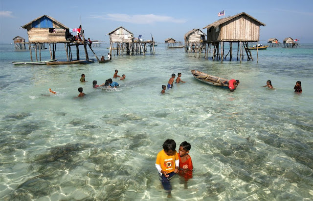 9 9 Turismo Virtual 24 Com os Bajau  no Mar de Sulawesi