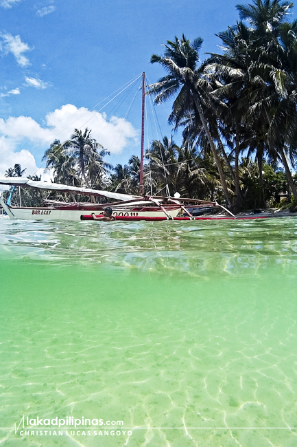 Clear Waters Of Bulabog Beach Boracay