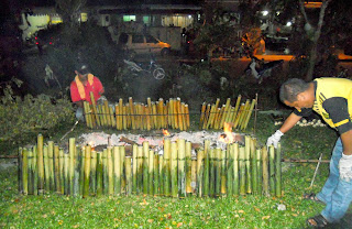 proses membakar lemang