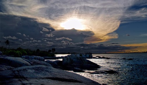 Keindahan Pantai Rambak Objek Wisata Terbaik di Pulau Bangka