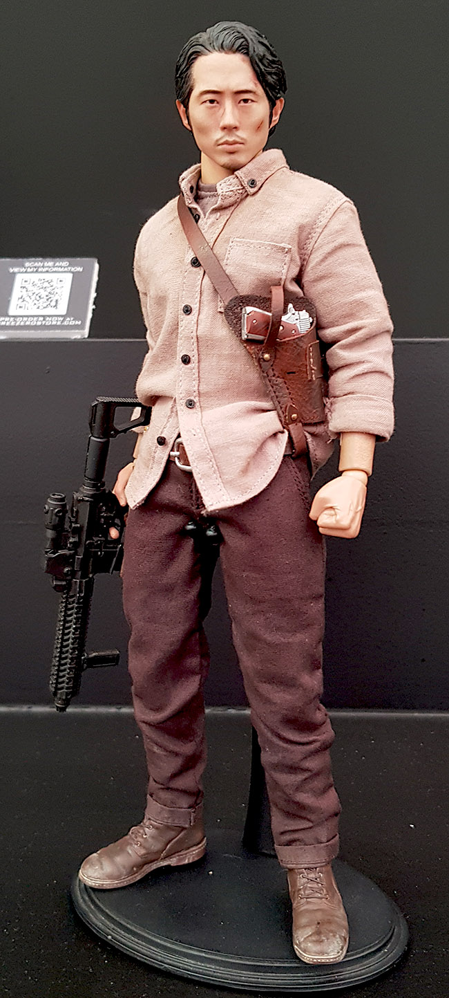 ThreeZero: Walking Dead - Glenn Rhee (amzn.to/2MAMjnr) via: YellowMenace blog