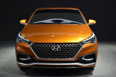  2017 Hyundai Verna front look