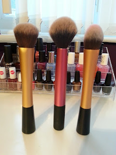 makeup brushes for beginnings 