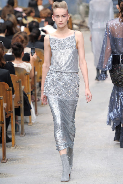 Chanel Couture Fall 2013 www.fashionweekfall.blogspot.com