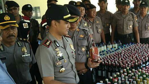 Ribuan Botol Miras dan Miras Oplosan Diamankan Polres Salatiga