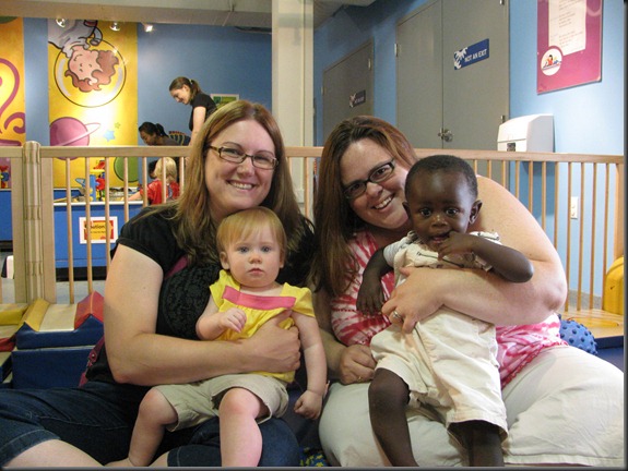 Zoe 10 Month August 2010 Hands On Museum 022