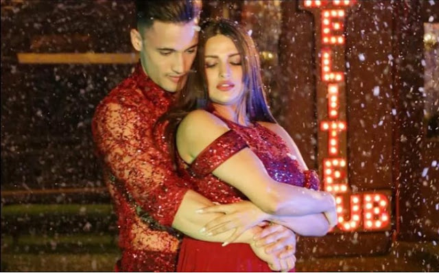 WOW! Bigg Boss 13 Lovebirds Asim Riaz & Himanshi Khurana Are Setting Couple Goals 