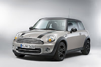 Mini Cooper Baker Street (2012) Front Side