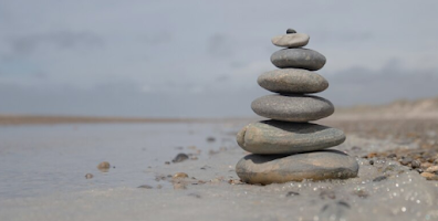mindfulness, pedras, equilibirio, blog aqui zen, aqui zen, relax, bem-estar, zen