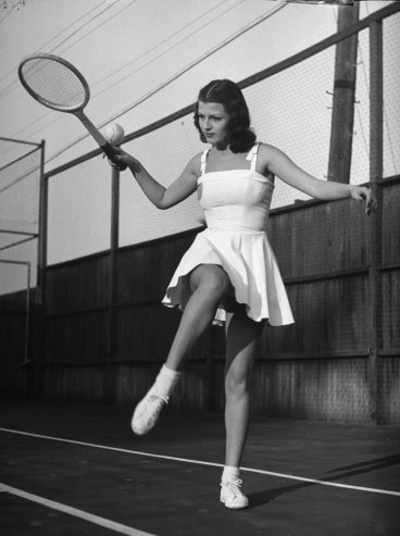 Interesting Pictures of Tennis Players in the Past 