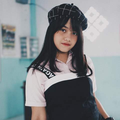 Lirik Lagu Hanin Dhiya - Best Part (Cover Daniel Caesar feat. Her)