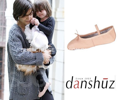 Fashion Blog Names on Suri Cruise Fashion Blog  April 2009