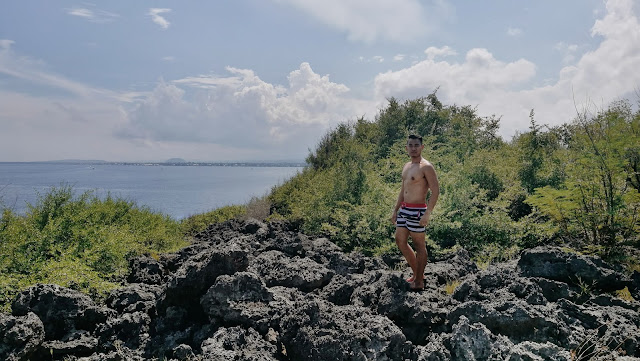 Mark Monta in Pescador Island