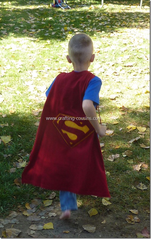 Super Hero Cape made from a tee shirt.  Tutorial by Crafty Cousins (28)