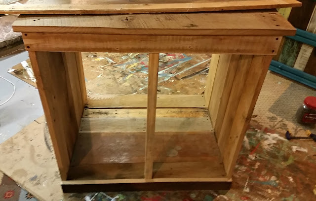 farmhouse hutch, barnwood, reclaimed wood, build it, http://goo.gl/EQu844