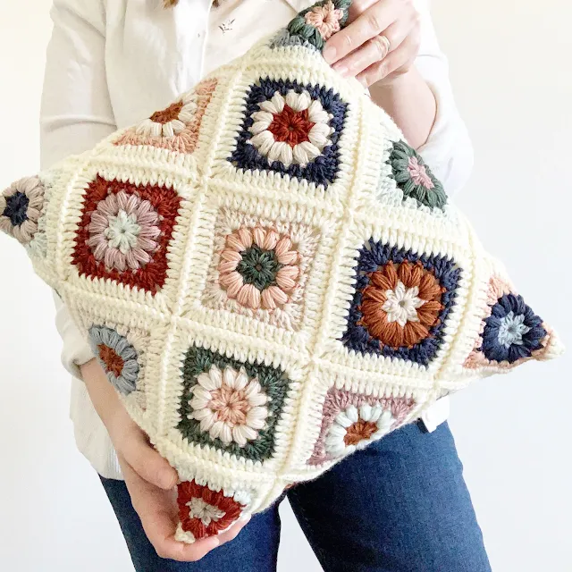 astrid pillow crochet projects