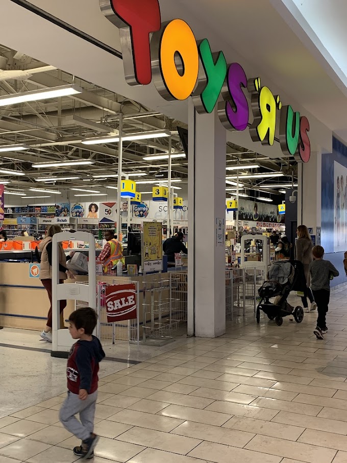 Toys "R" Us - Dufferin Mall Toronto