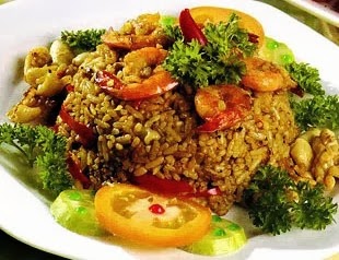 Cara Membuat Nasi Goreng Spesial Praktis | Aneka Resep dan Cara Masak