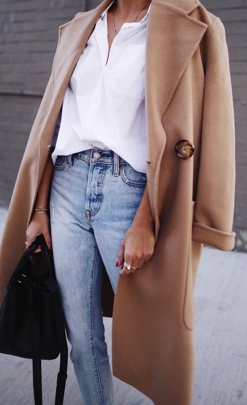 fall fashion trends / nude coat + white tee + bag + jeans