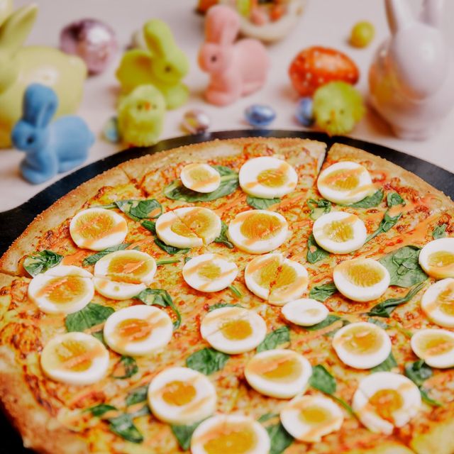 Pizza Hut UK's Double Yolker pizza.