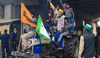 किसानों की ट्रैक्टर रैली से पहले दिल्ली सीमा पर बढाई गयी सुरक्षा, जारी हुआ अलर्ट | #NayaSaberaNetwork