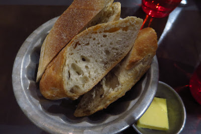 Ginett Restaurant & Wine Bar, bread