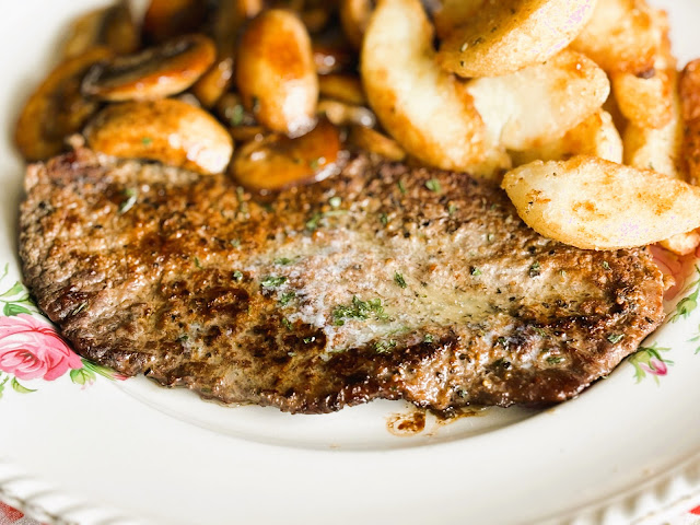 Seared Cube Steaks