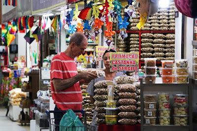 Mercado-do-Rio-Vermelho-referência-diversidade-produtos-Semana-Santa-Foto-Mário-Marques-Ascom-SDE